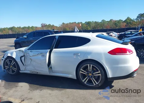 2016 Porsche Panamera 4 z USA, uszkodzony, nr VIN WP0AA2A74GL006675